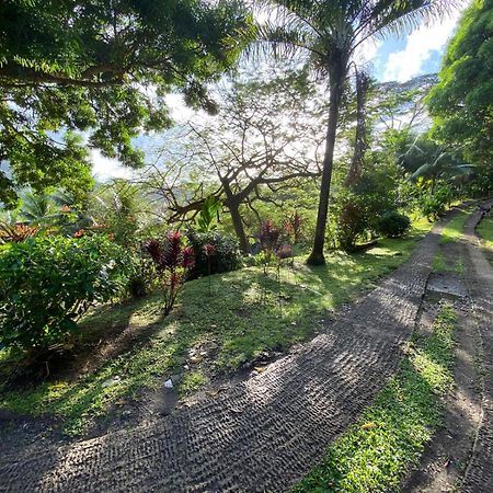 Huahine Manta Lodge Avec 4X4 Optionnel Haapu Buitenkant foto