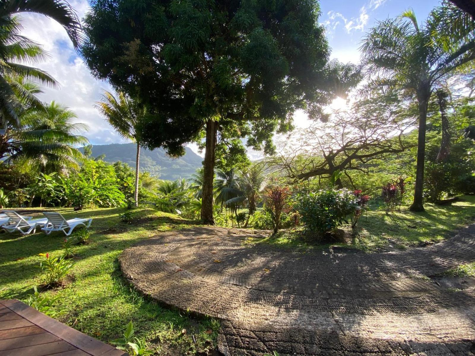 Huahine Manta Lodge Avec 4X4 Optionnel Haapu Buitenkant foto